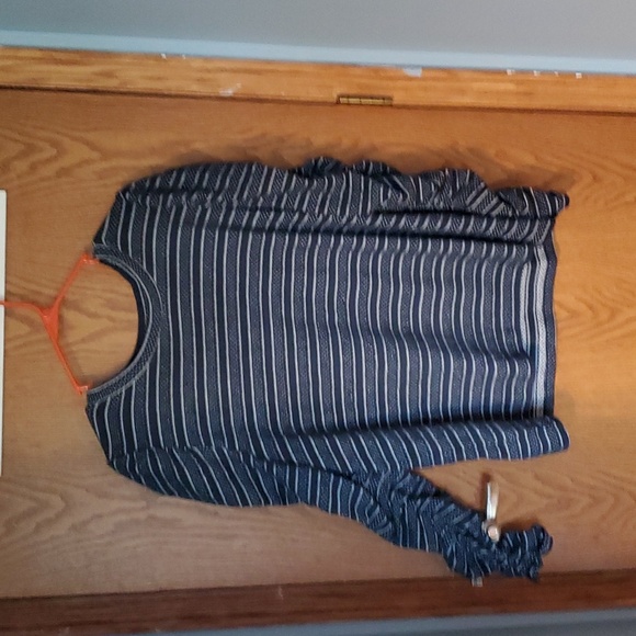LOFT Tops - LIKE NEW Loft Top XXL